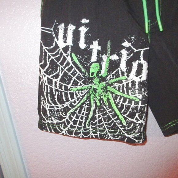 Vitriol Fusion Spider Web Board Shorts Size M Gothic Skull Biker Moody Grunge - Picture 3 of 11